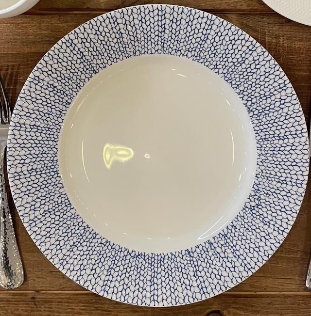 Where to find DINNER PLATE, AMANDA BLUE, 10 3 4 in Canton