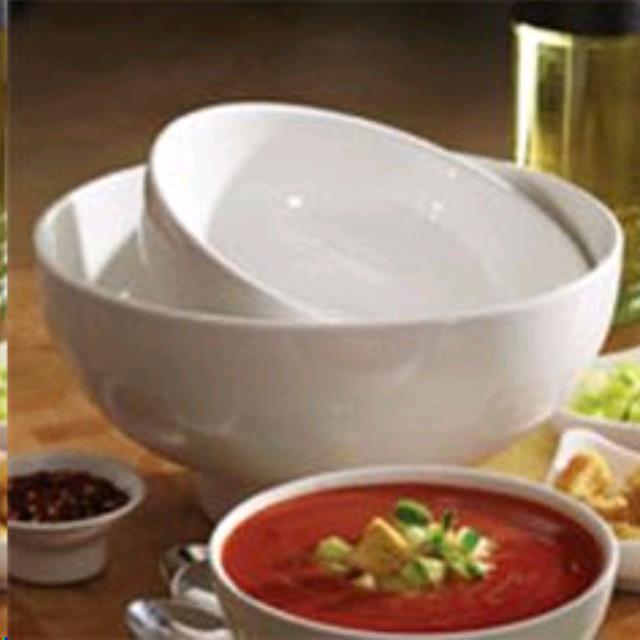 Rental store for BOWL, PORCELAIN WHITE, 59OZ, MED in Canton CT